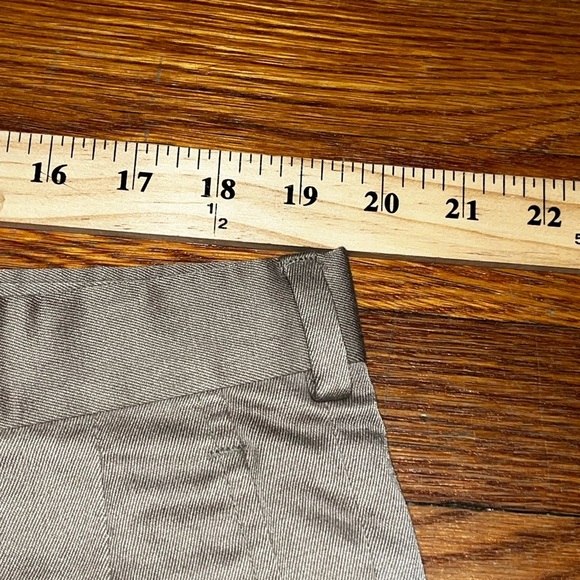Lands end men’s khaki pants pleated size 40 beige business casual work wear - Picture 3 of 6